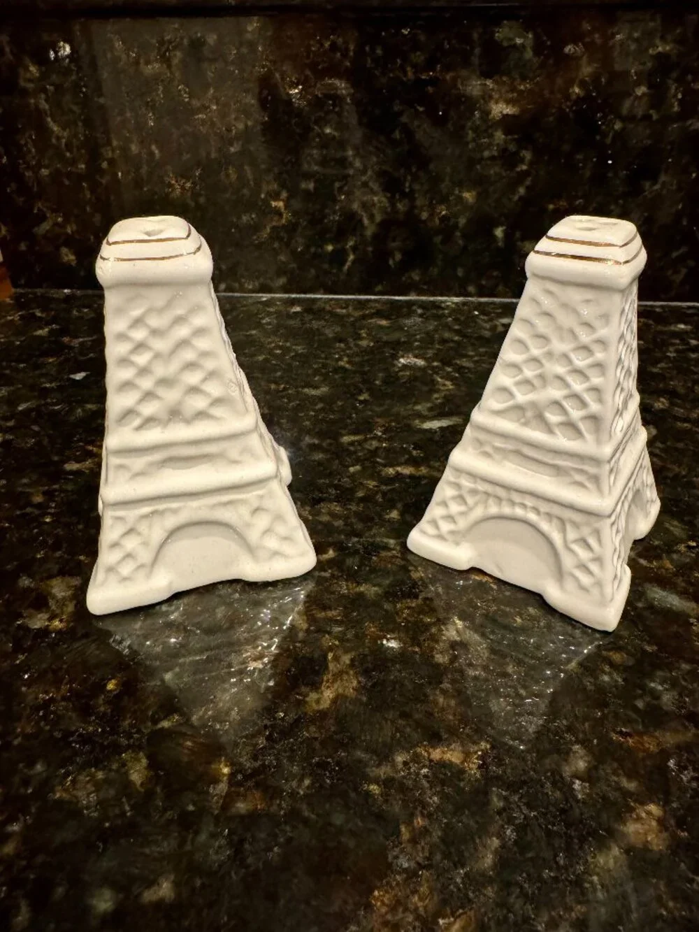 Eiffel Tower Salt and Pepper Shakers - New, never used